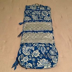 Vera Bradley Multi Pocket Travel Bag